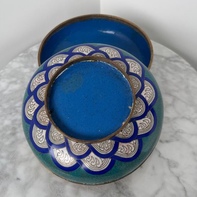 Chinese cloisonné bonbonnière, 19th century, dragon decoration