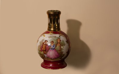 Berger lamp in porcelain