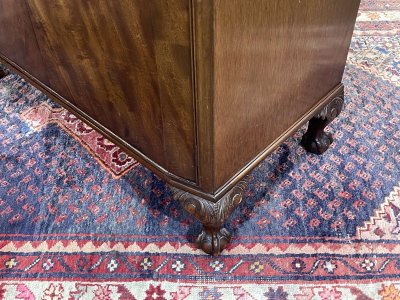 Englisches Mahagoni-Sideboard aus den 1930er Jahren mit 2 Schubladen