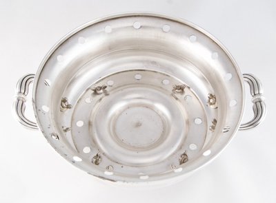 CHRISTOFLE – Chauffe-plat couvert en métal argenté, Paris c. 1870-1880