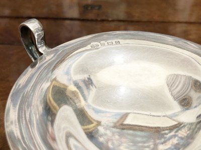 ELKINGTON & Co – Edwardian cup in solid silver, Birmingham
