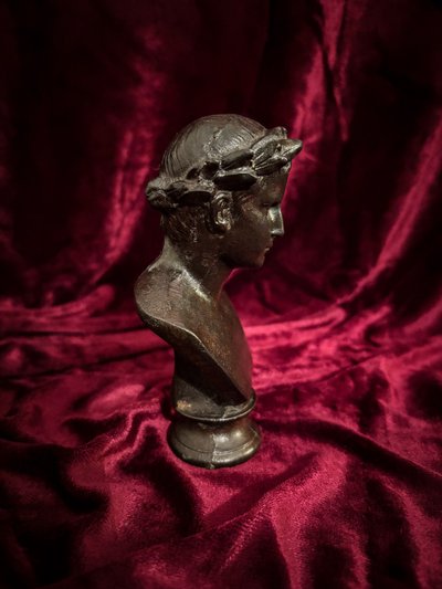 Busto di Augusto in ghisa - XIX secolo