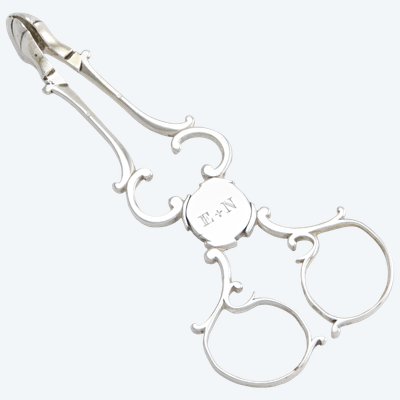 Forbici a pinza da zucchero in argento sterling, Londra, 1765 circa, attribuite a WILLIAM HARRISON I