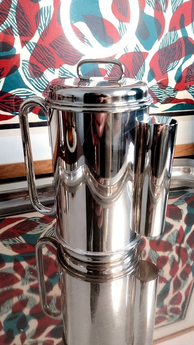 Magnificent and rare Italian silver-plated tea and coffee service