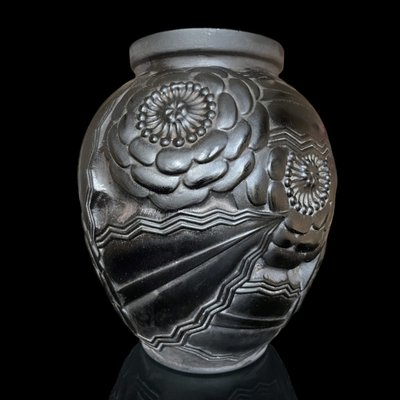 Art Déco vase by Pierre D'avesn
