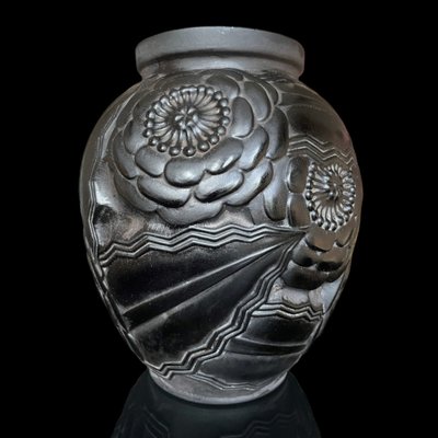 Art Déco vase by Pierre D'avesn
