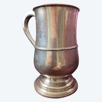 Masonic mug or pitcher in silver plated metal with monograph surmounted by the Comtal Crown - XVIII century