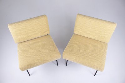 Pair of Florence Knoll Model 31 lounge chairs, Kvadrat fabric