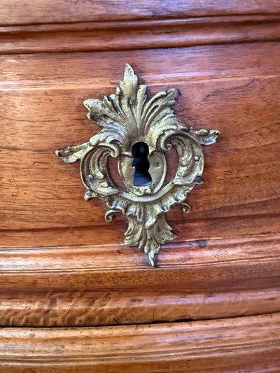 COMMODE LYONNAISE