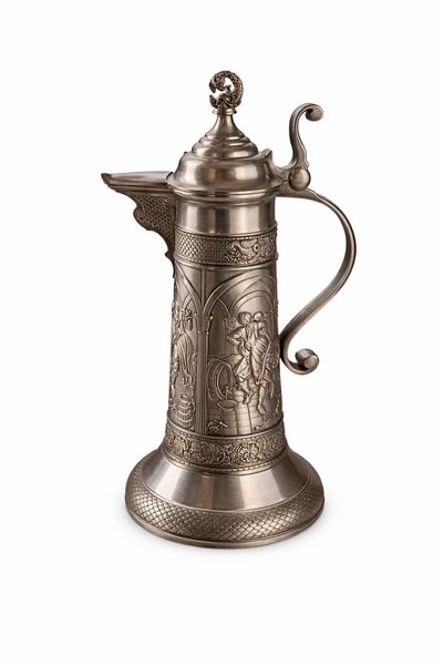Exceptional pewter drinking service – Medieval and Renaissance style – Pitcher, 6 cups and tray