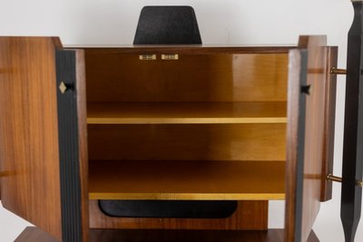 Coppia di mobili italiani impiallacciati in teak. Anni '60. LS656320092P