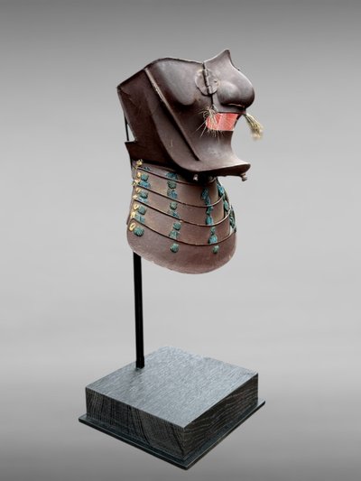 Halbe Samurai-Mempo-Maske – Edo-Zeit (1603–1868).