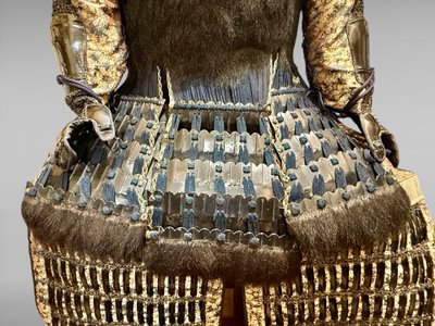 Full bear armor of a Samurai from the Shuhama clan - Sengoku period (1450-1600).
