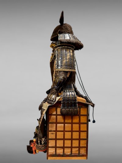 Full bear armor of a Samurai from the Shuhama clan - Sengoku period (1450-1600).