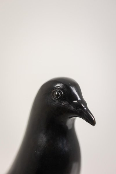 François Pompon, Pigeon, bronze sculpture. 2006 print LS64233128