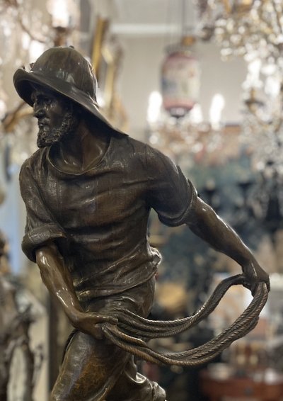 Scultura in bronzo "Il pescatore" di Antoine Bofill 1875-1925