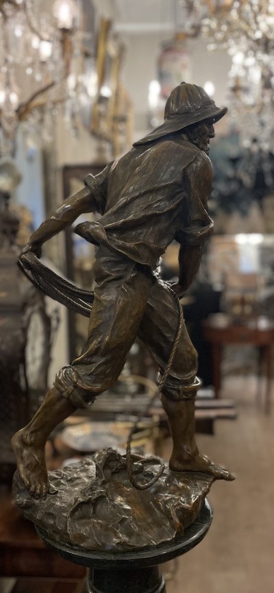 Scultura in bronzo "Il pescatore" di Antoine Bofill 1875-1925