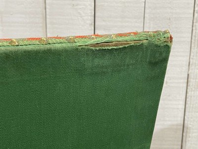 Chaise de nourrice en noyer début XXème