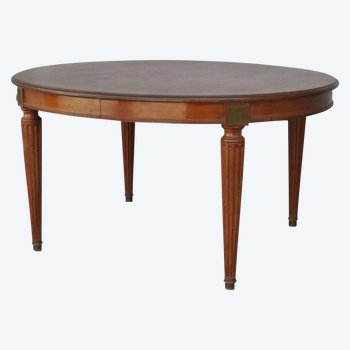 Mahogany Oval Table with Scrapers on the Sides late 19th century