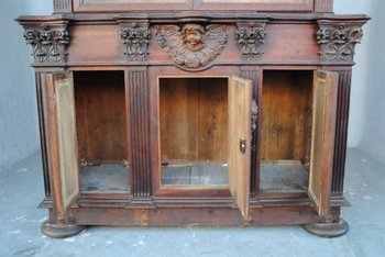 Grand Meuble De Sacristie En Chêne Composé D’éléments  Anciens