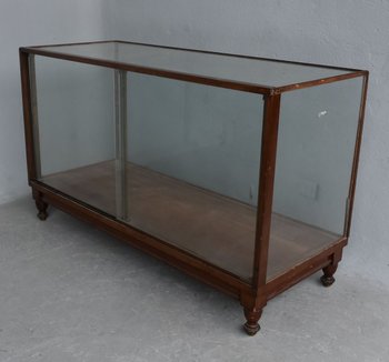 Low Shop Window with Sliding Door 1900