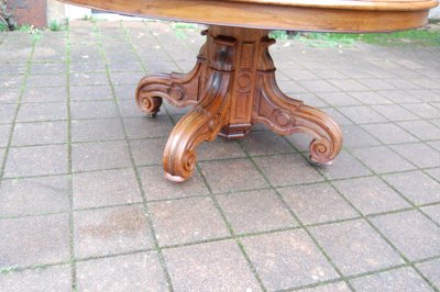 Large Napoleon III table, walnut, late 19th century, seats 20 with 6 extensions