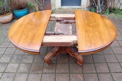 Large Napoleon III table, walnut, late 19th century, seats 20 with 6 extensions