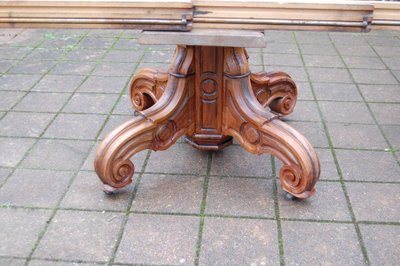 Large Napoleon III table, walnut, late 19th century, seats 20 with 6 extensions