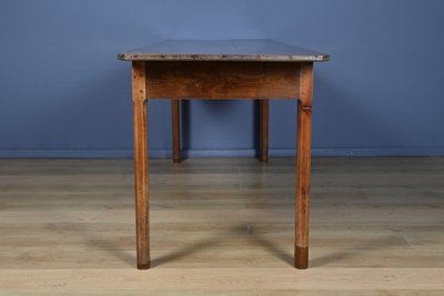 Chestnut Farmhouse Table, 8 to 10 place settings - Late 19th century