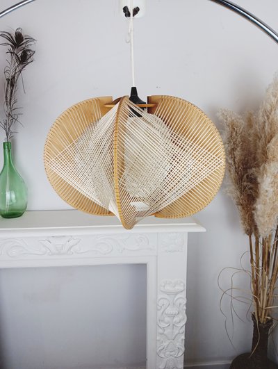 Lampada a sospensione vintage in legno e vimini