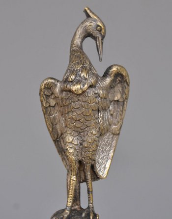 Schreibtischset Kerzenhalter Federhalter Silbermetall mit Reihern Ende des 19. Jahrhunderts