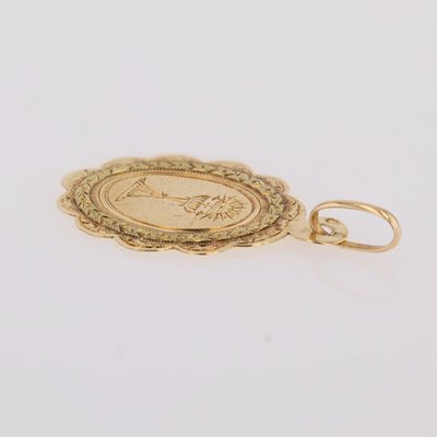 Antike Kelchmedaille aus Gelbgold
