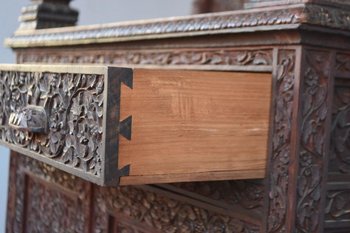             Two Bodies Indian Rosewood Sideboard Richly Carved End of XIXth century