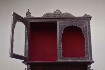             Two Bodies Indian Rosewood Sideboard Richly Carved End of XIXth century