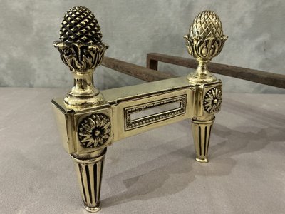 Paire de chenets anciens en bronze polis d'époque 18 ème 