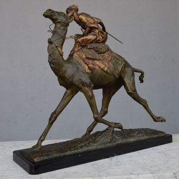             "Le méhariste" spectaculaire bronze orientaliste Edouard Drouot (1859-1945)            