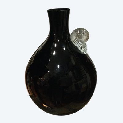 schwarze Glasvase