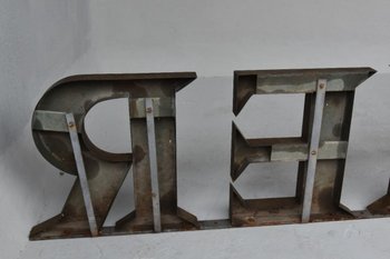             Schild für eine Juweliergeschäft-Frontseite Um 1950
