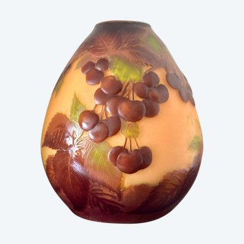 Soufflé Gallé Aux Cerises Vase Jugendstil