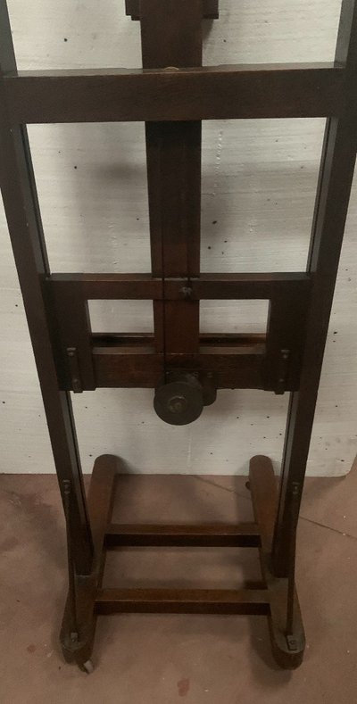 20th Century Solid Wood Rack and Pinion Easel