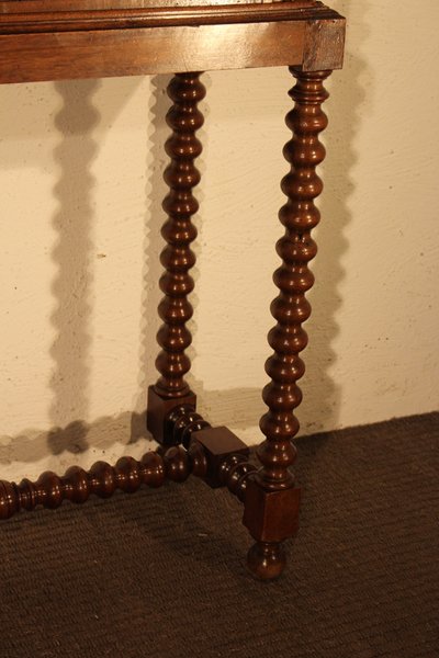 Kleines Renaissance-Möbelstück