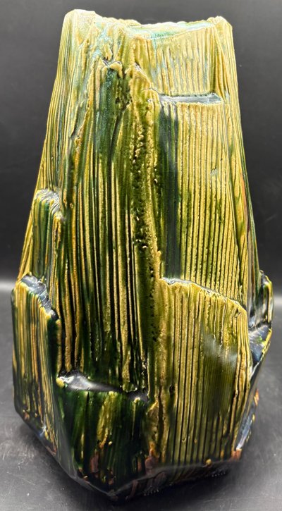 KOROKUSAN JAPANESE VASE