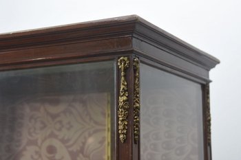 Vitrine d'Exposition époque 1900 Style Louis XVI