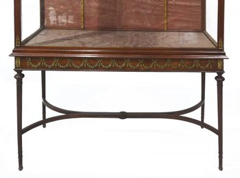 Vitrine d'Exposition époque 1900 Style Louis XVI