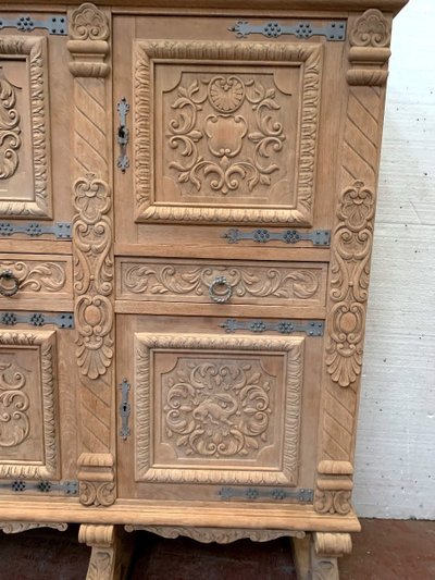 Anrichte Im Renaissance-Stil Aus Massiver Eiche XX Jahrhundert