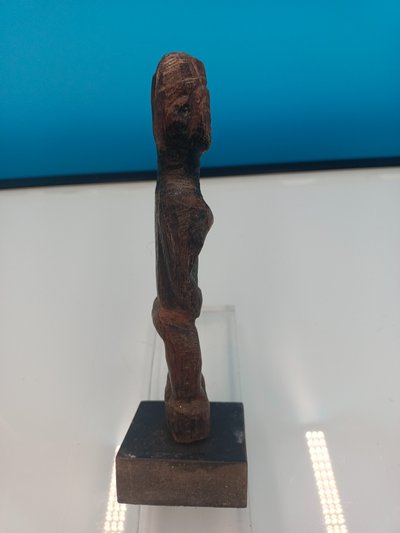 Anthropomorphe Ritualstatuette (Bateba-ähnliche Figur) Vermutlich Lobi