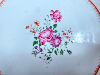 Magnificent porcelain bowl mounted on a bronze base in the Sèvres style.