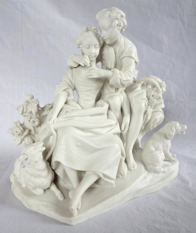 Sèvres : scène galante du XVIIIe siècle - la leçon de flûte, groupe en biscuit - signé