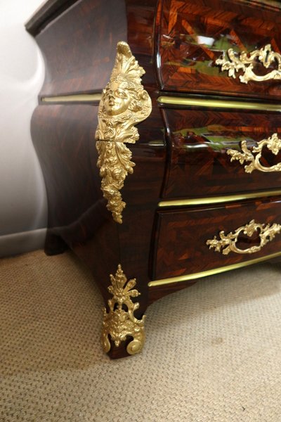 Commode tombeau Régence époque XVIIIème siècle