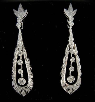 Orecchini in oro bianco e diamanti